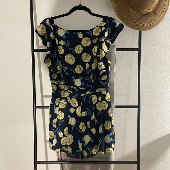 *NEW* Fame & Partners Vorsane Romper size 4 lemons! - Picture 5 of 9